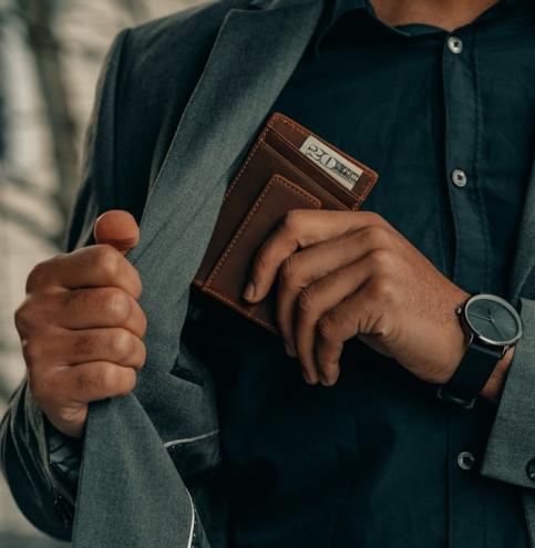 clay-banks-JPhVGeY4H7I-unsplash